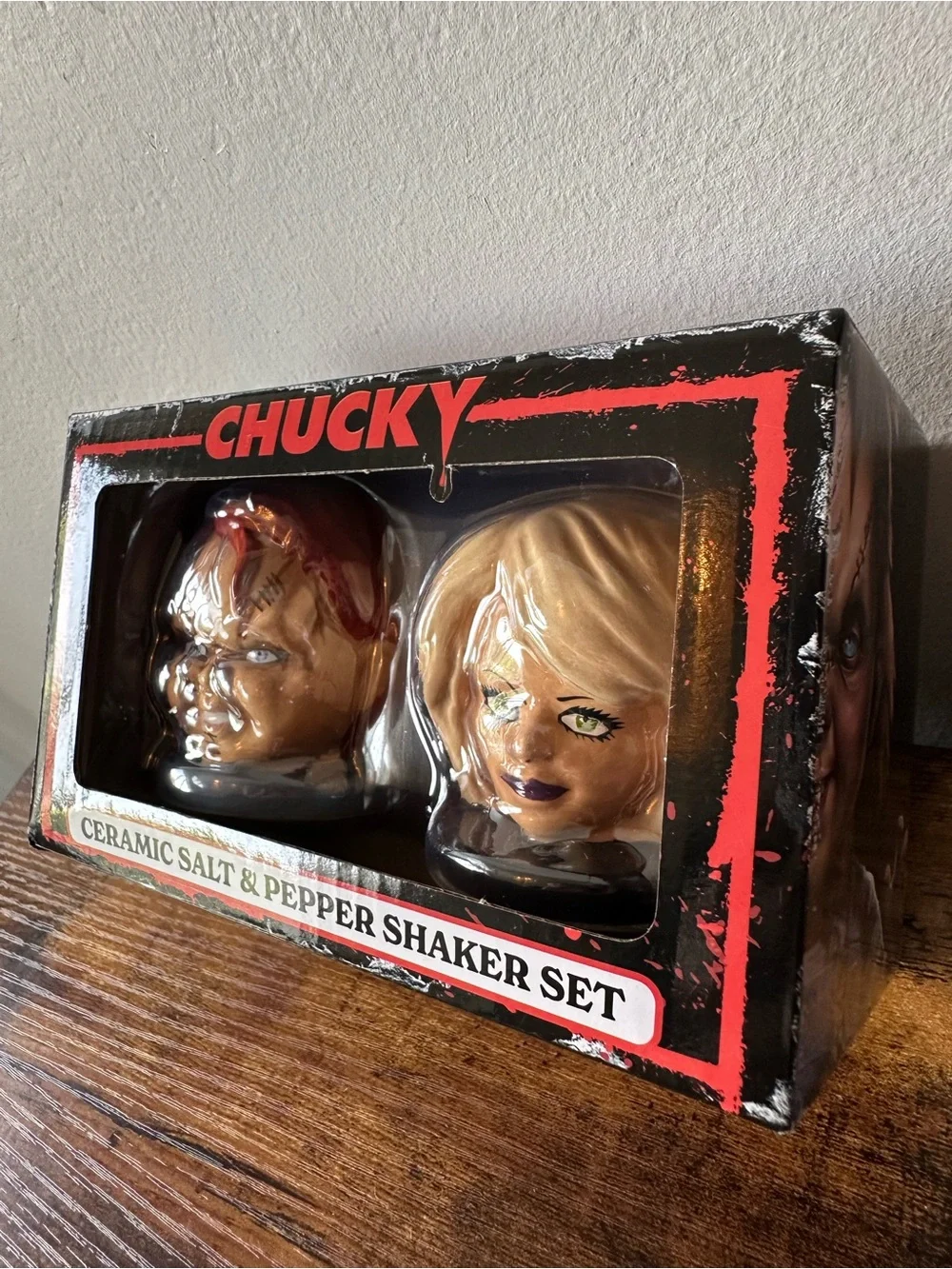 Chucky and Tiffany Ceramic Salt & Pepper Shaker Set Halloween Home Decor NWT